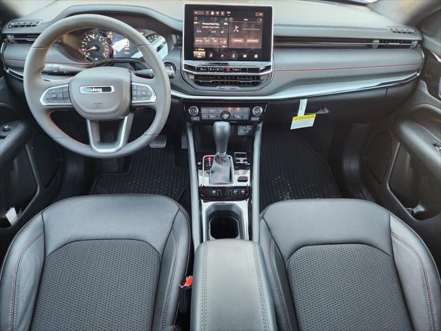 2025 Jeep Compass COMPASS TRAILHAWK 4X4