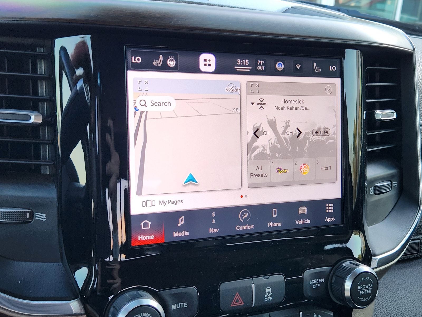 2022 RAM Ram 3500 Laramie Crew Cab 4x4 6'4' Box