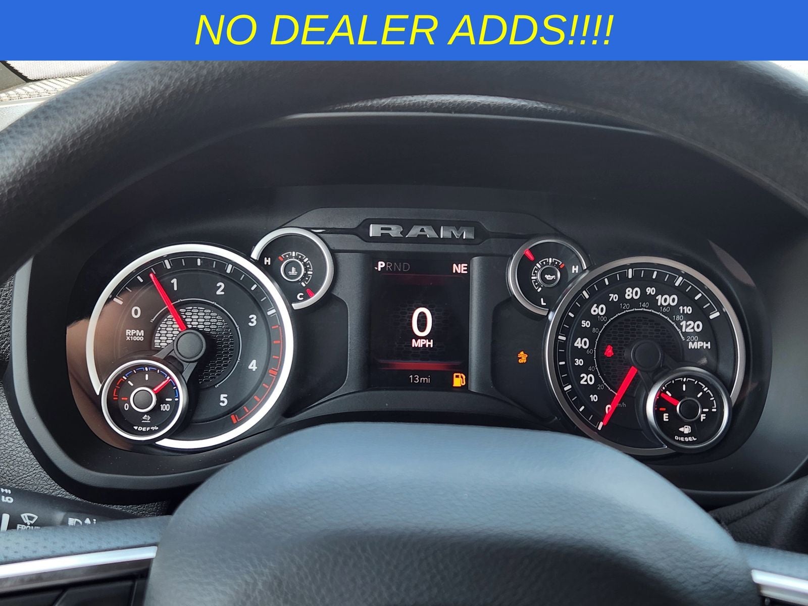 2026 RAM Ram 2500 RAM 2500 BLACK EXPRESS CREW CAB 4X4 6'4' BOX