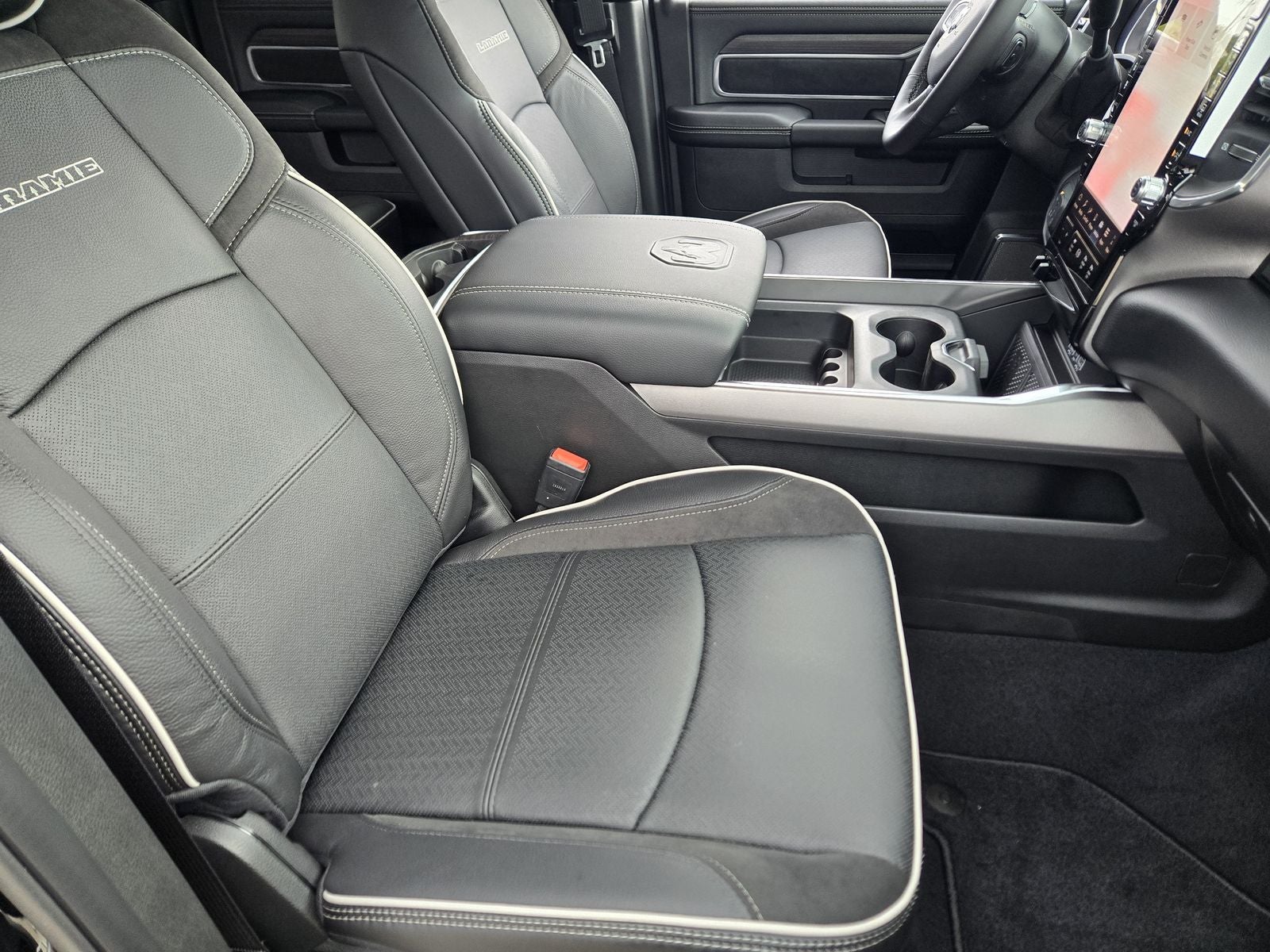 2026 RAM Ram 2500 RAM 2500 LARAMIE MEGA CAB 4X4 6'4' BOX