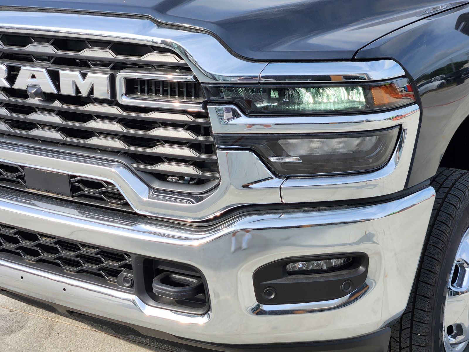 2026 RAM Ram 3500 RAM 3500 TRADESMAN CREW CAB 4X4 8' BOX