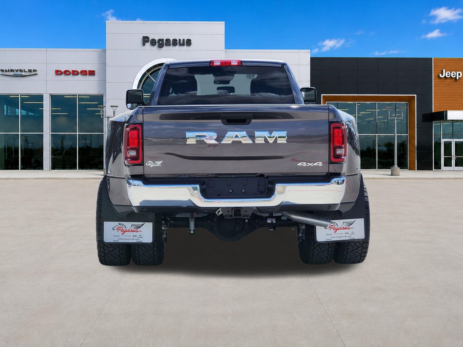 2026 RAM Ram 3500 RAM 3500 TRADESMAN CREW CAB 4X4 8' BOX