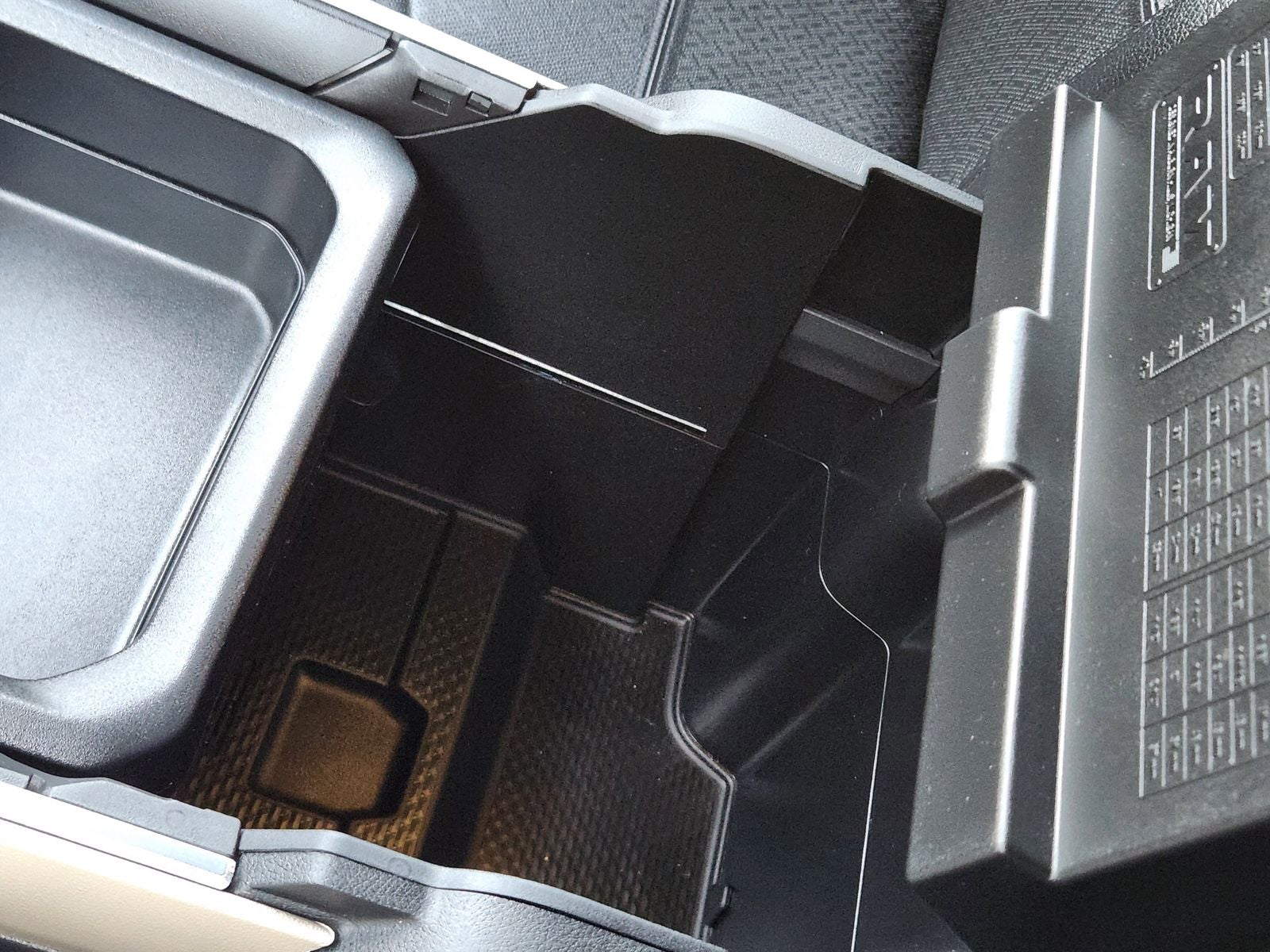 2024 RAM Ram 3500 Laramie Crew Cab 4x4 8' Box