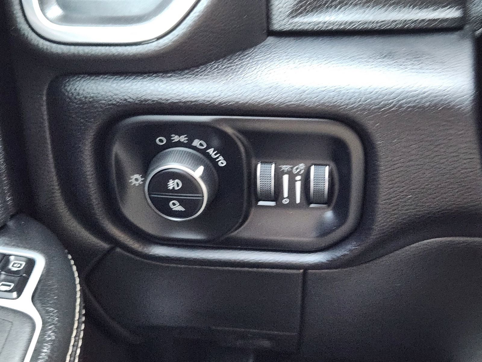 2024 RAM Ram 3500 Laramie Crew Cab 4x4 8' Box