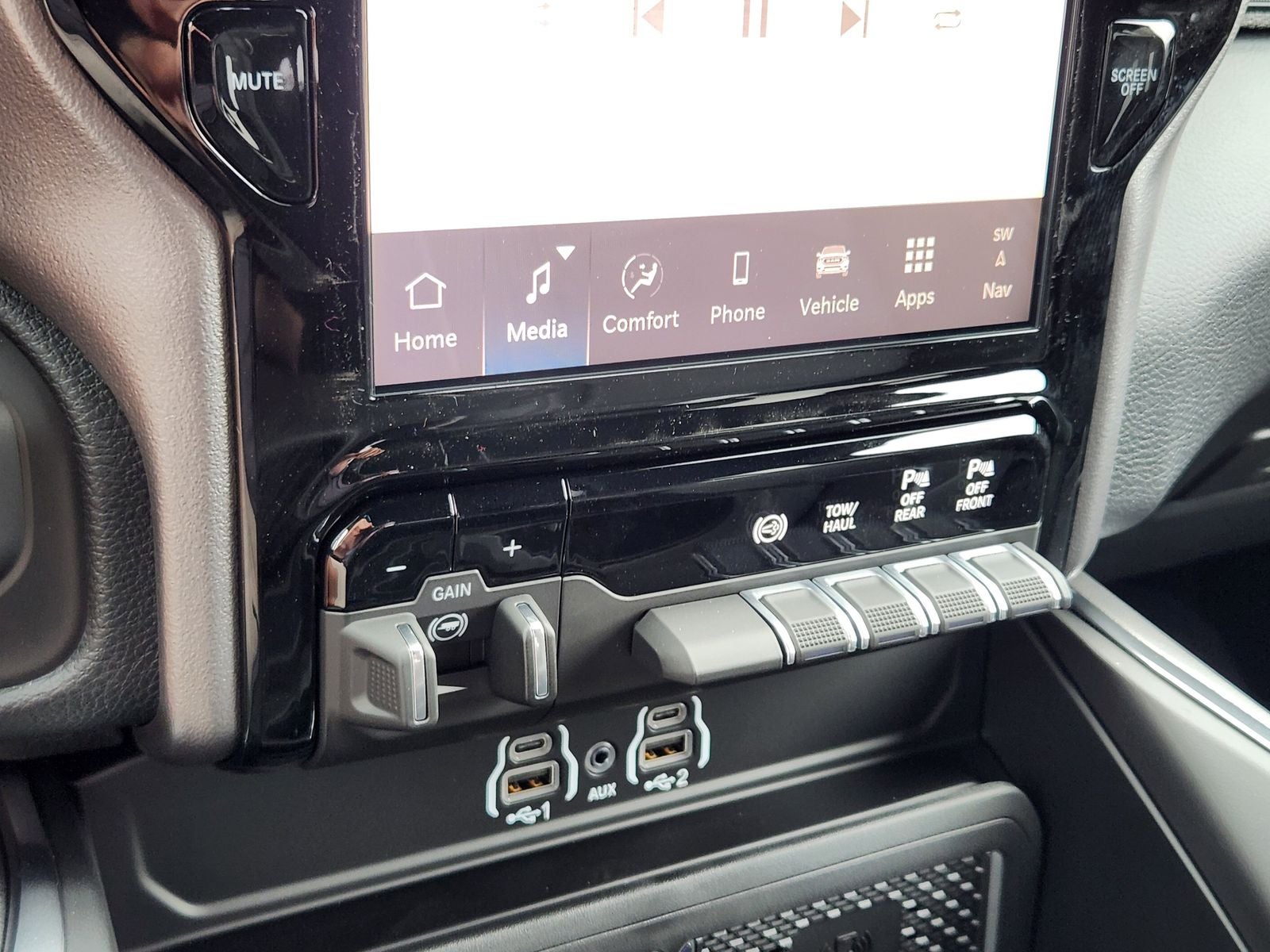 2026 RAM Ram 3500 RAM 3500 LARAMIE MEGA CAB 4X4 6'4' BOX