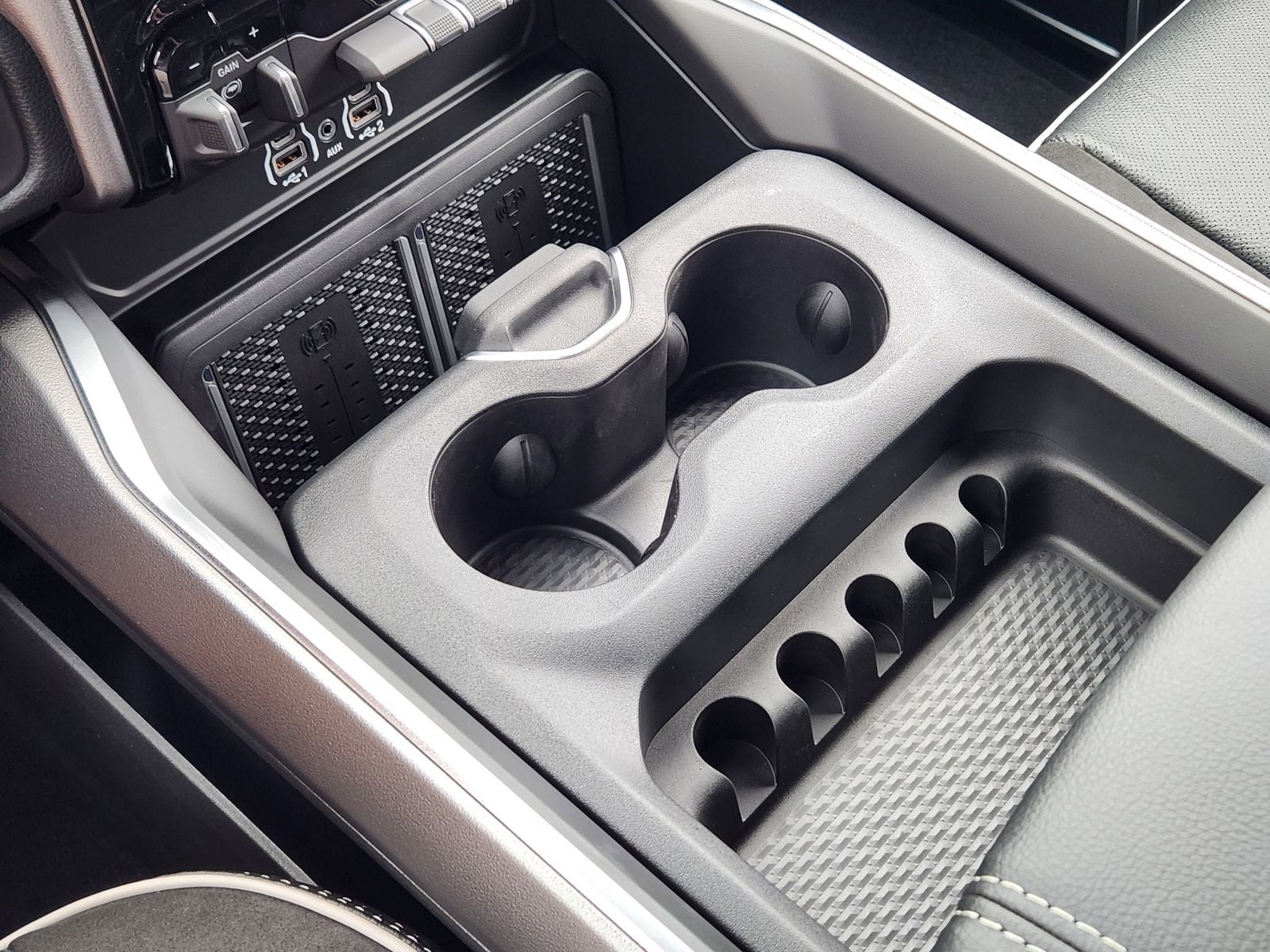 2026 RAM Ram 3500 RAM 3500 LARAMIE MEGA CAB 4X4 6'4' BOX