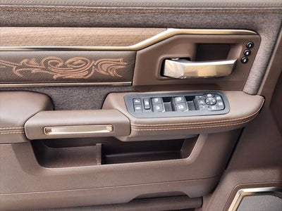 2026 RAM Ram 3500 RAM 3500 LIMITED LONGHORN CREW CAB 4X4 8' BOX