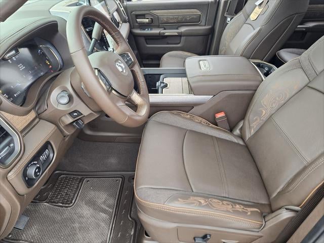 2026 RAM Ram 3500 RAM 3500 LIMITED LONGHORN CREW CAB 4X4 8' BOX