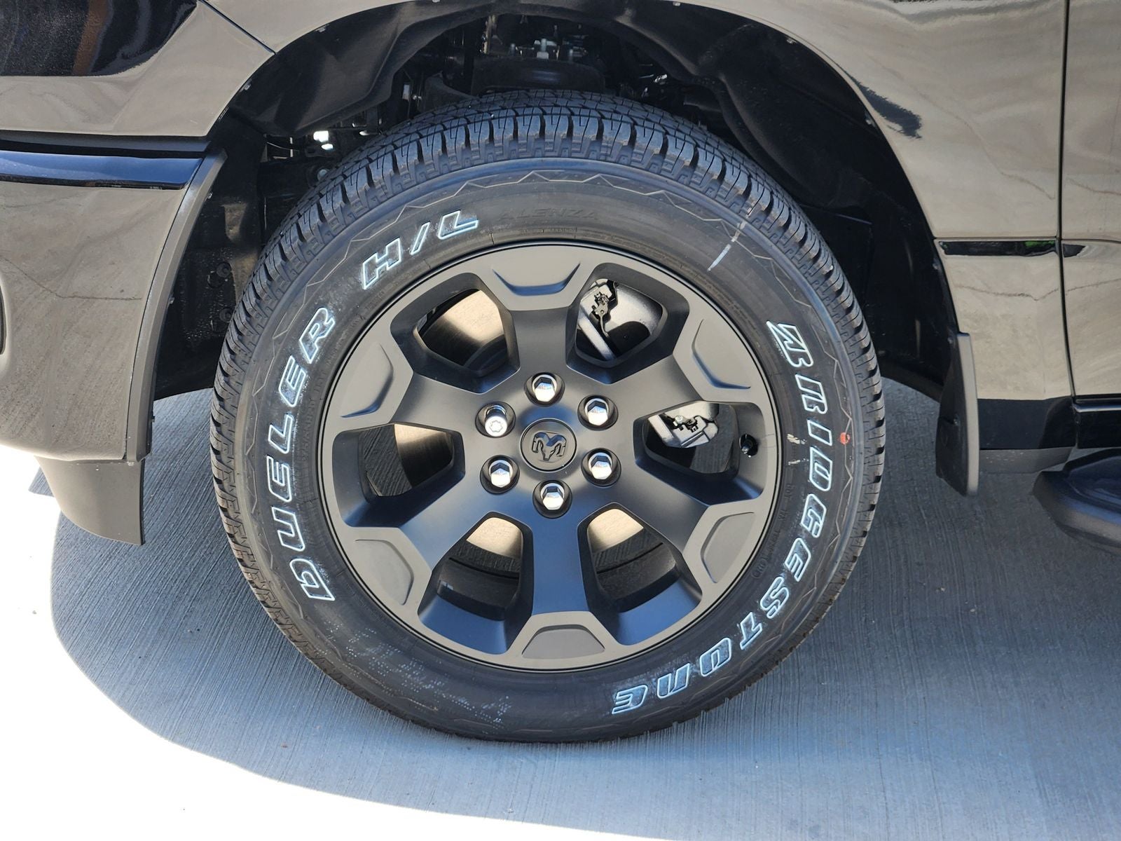 2026 RAM Ram 1500 RAM 1500 EXPRESS CREW CAB 4X4 5'7' BOX