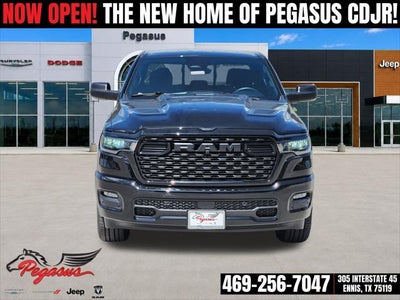 2026 RAM Ram 1500 RAM 1500 EXPRESS CREW CAB 4X4 5'7' BOX