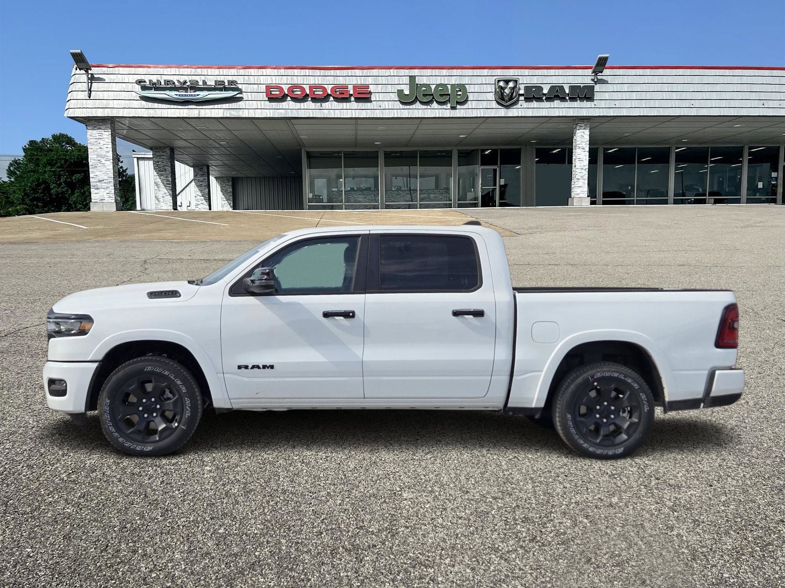 2026 RAM Ram 1500 RAM 1500 LONE STAR CREW CAB 4X4 5'7' BOX