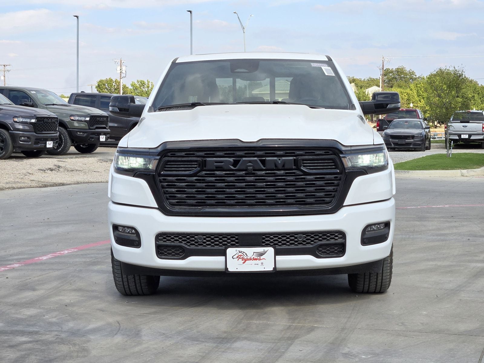 2026 RAM Ram 1500 RAM 1500 LONE STAR CREW CAB 4X4 5'7' BOX