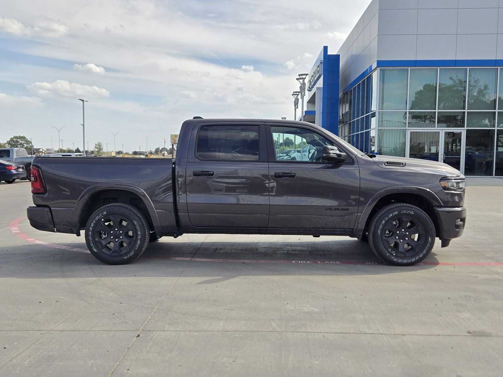 2026 RAM Ram 1500 RAM 1500 LONE STAR CREW CAB 4X4 5'7' BOX