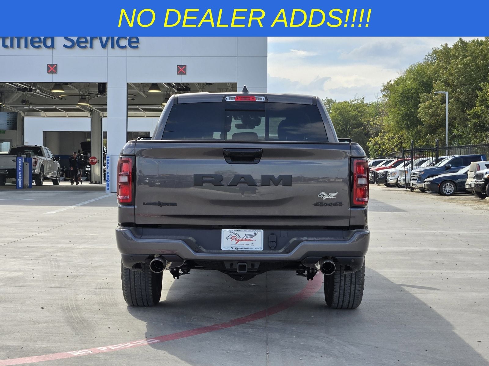 2026 RAM Ram 1500 RAM 1500 LONE STAR CREW CAB 4X4 5'7' BOX