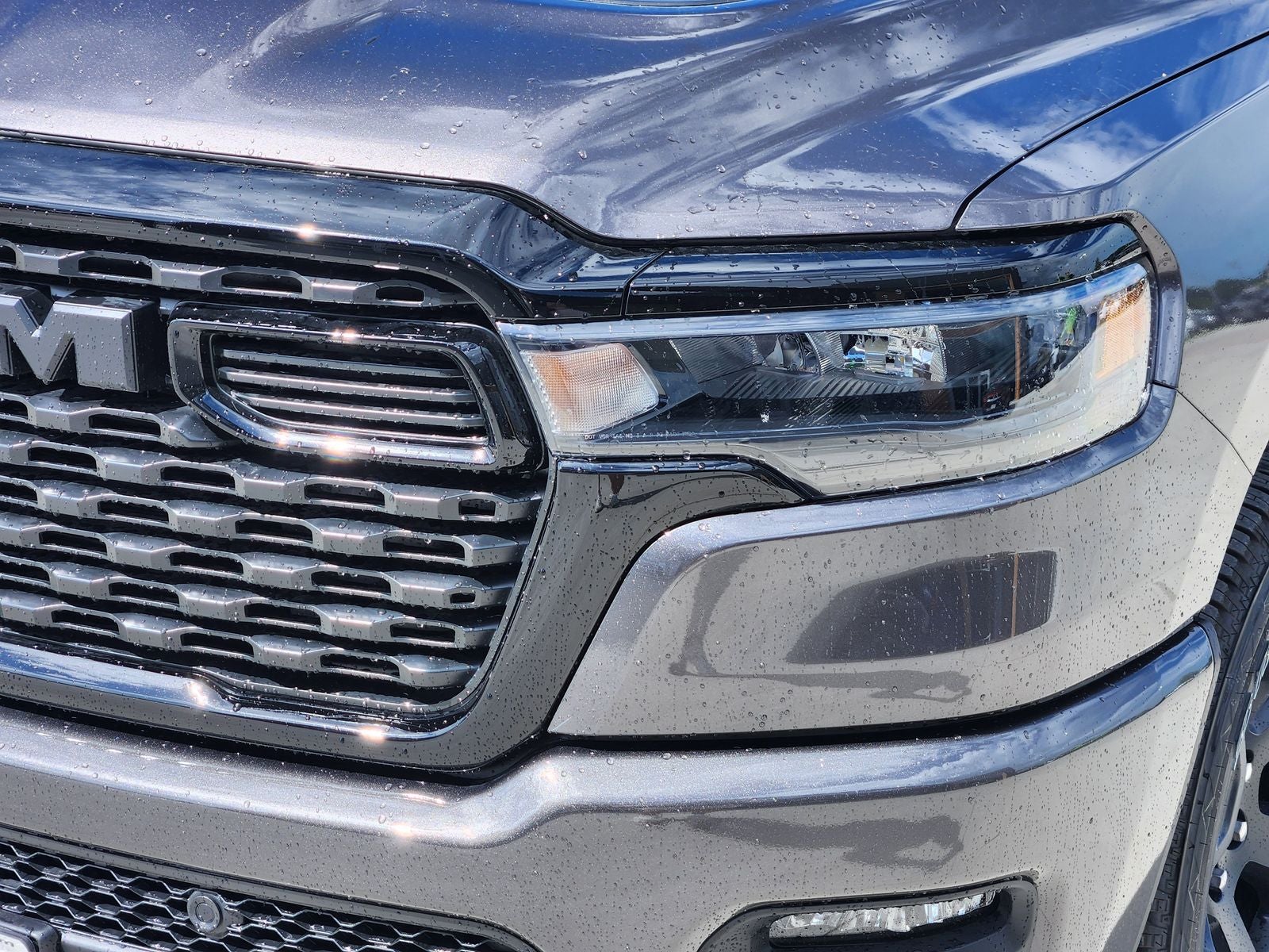 2026 RAM Ram 1500 RAM 1500 EXPRESS CREW CAB 4X4 5'7' BOX