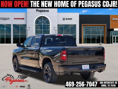 2026 RAM Ram 1500 RAM 1500 EXPRESS CREW CAB 4X4 5'7' BOX