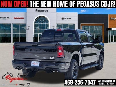 2026 RAM Ram 1500 RAM 1500 EXPRESS CREW CAB 4X4 5'7' BOX