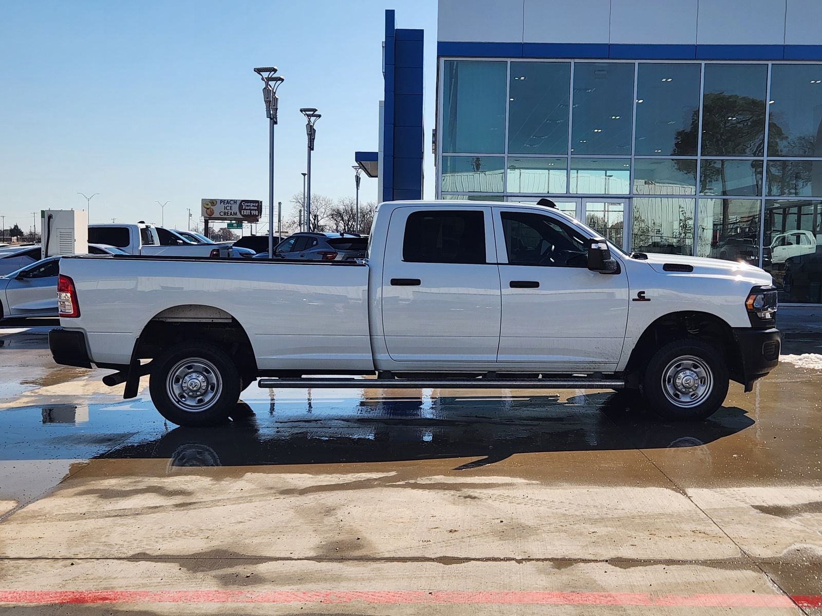 2024 RAM Ram 2500 Tradesman Crew Cab 4x4 8' Box