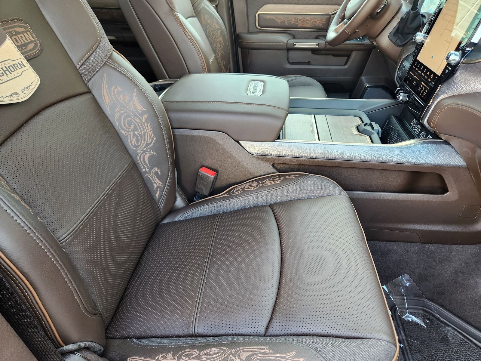 2026 RAM Ram 2500 RAM 2500 LIMITED LONGHORN CREW CAB 4X4 6'4' BOX