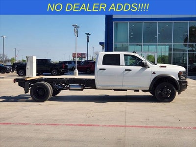 2026 RAM Ram 5500 Chassis Cab RAM 5500 TRADESMAN CHASSIS CREW CAB 4X4 84' CA