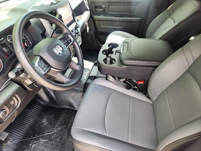 2026 RAM Ram 5500 Chassis Cab RAM 5500 TRADESMAN CHASSIS CREW CAB 4X4 84' CA