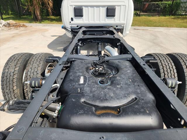 2026 RAM Ram 5500 Chassis Cab RAM 5500 TRADESMAN CHASSIS CREW CAB 4X4 84' CA
