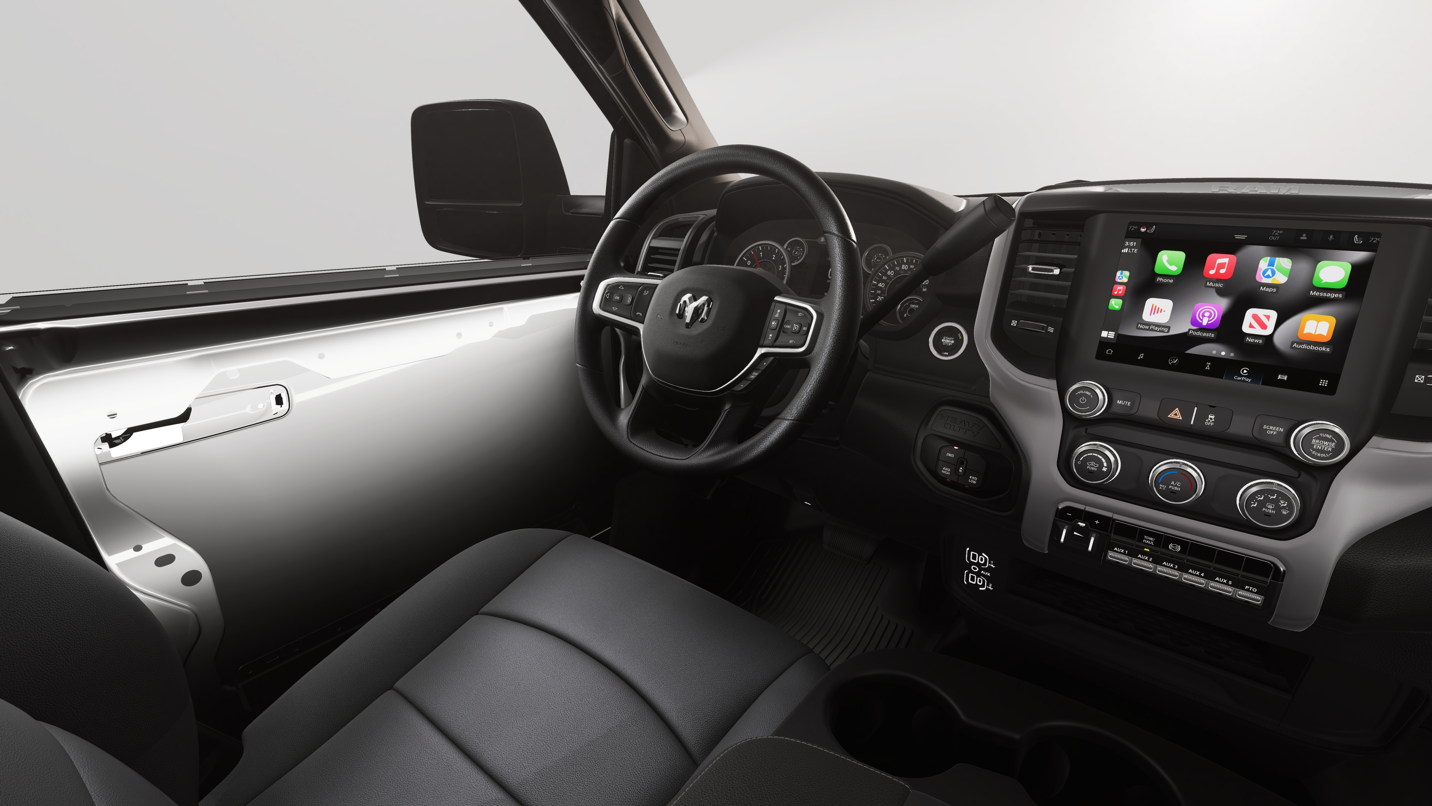 2026 RAM Ram 5500 Chassis Cab RAM 5500 TRADESMAN CHASSIS CREW CAB 4X4 84' CA