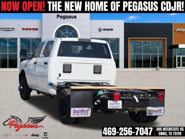 2026 RAM Ram 3500 Chassis Cab RAM 3500 TRADESMAN CREW CAB CHASSIS 4X4 60' CA