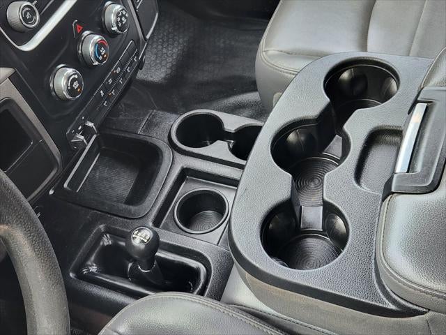2018 RAM 3500 Chassis Tradesman/SLT/Laramie