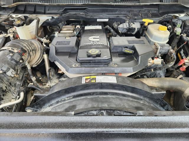 2018 RAM 3500 Chassis Tradesman/SLT/Laramie