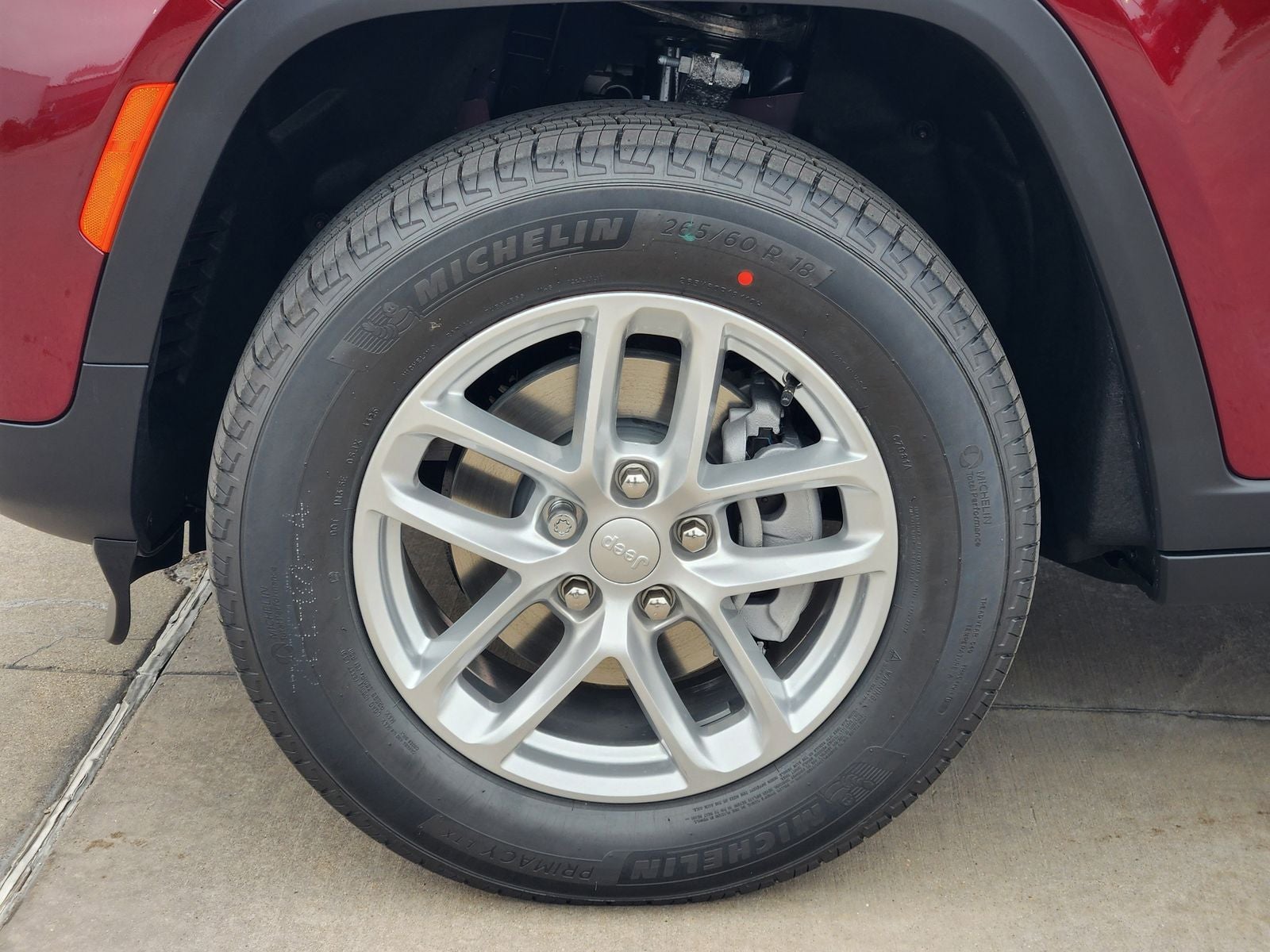 2025 Jeep Grand Cherokee GRAND CHEROKEE LAREDO X 4X2