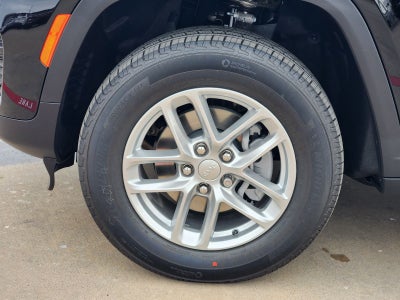 2025 Jeep Grand Cherokee GRAND CHEROKEE LAREDO X 4X2