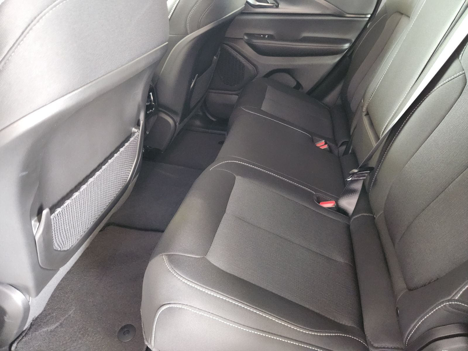 2026 Jeep Grand Cherokee GRAND CHEROKEE LAREDO 4X2