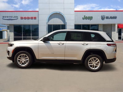 2026 Jeep Grand Cherokee GRAND CHEROKEE LAREDO 4X2