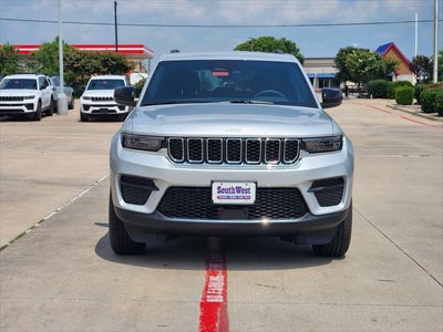 2026 Jeep Grand Cherokee GRAND CHEROKEE LAREDO 4X2