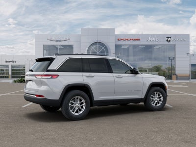 2025 Jeep Grand Cherokee GRAND CHEROKEE LAREDO 4X2