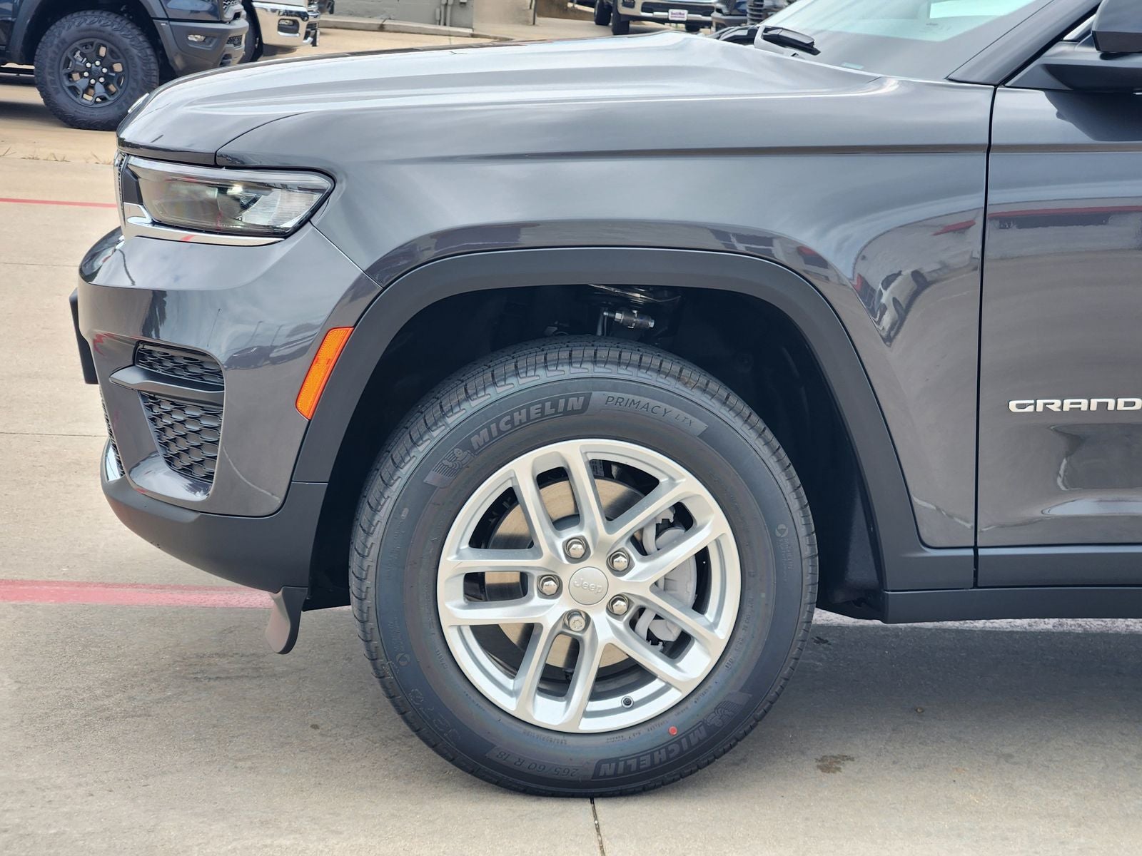 2026 Jeep Grand Cherokee GRAND CHEROKEE LAREDO 4X2