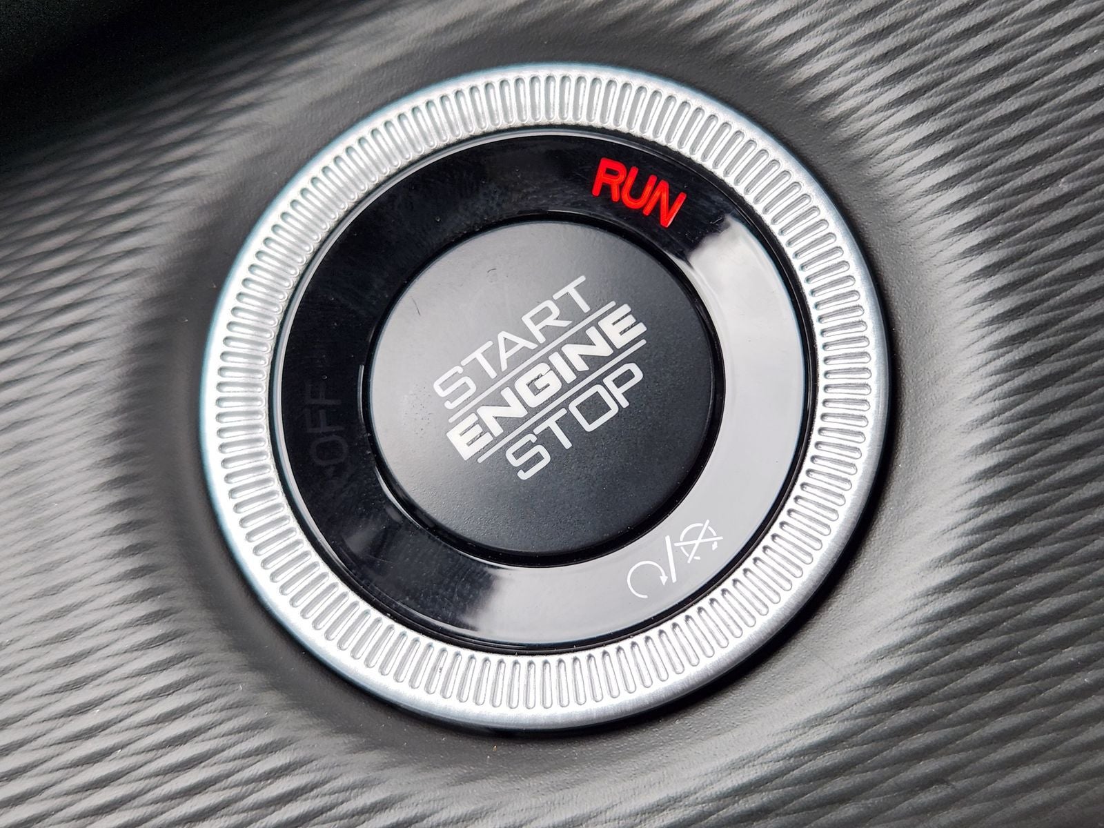 2026 Jeep Grand Cherokee GRAND CHEROKEE LAREDO 4X2