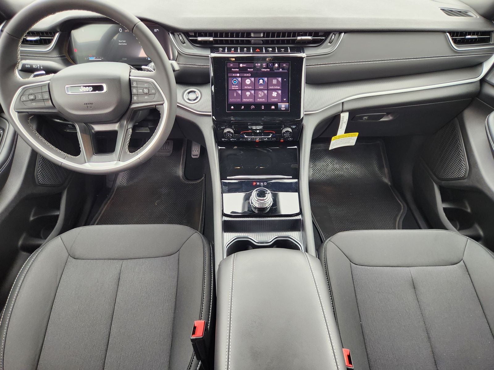 2026 Jeep Grand Cherokee GRAND CHEROKEE LAREDO 4X2