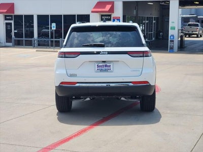 2026 Jeep Grand Cherokee GRAND CHEROKEE LAREDO 4X2