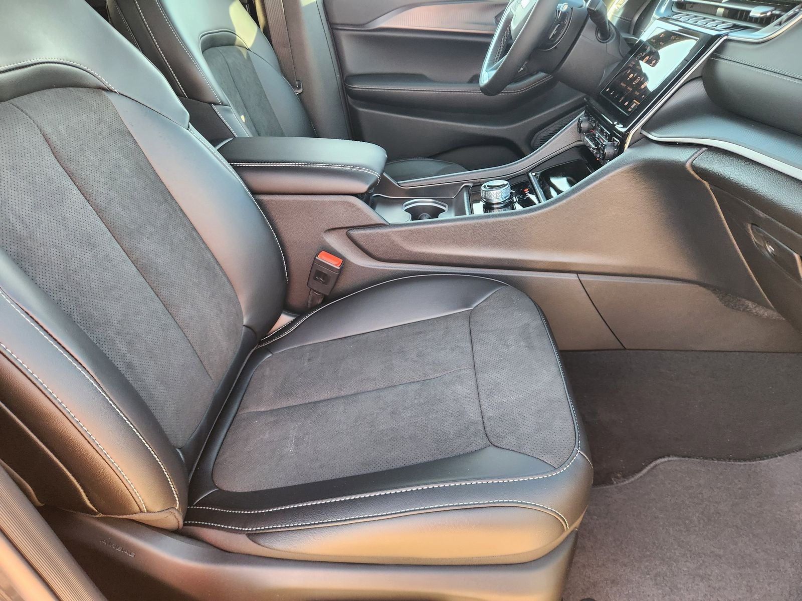 2025 Jeep Grand Cherokee GRAND CHEROKEE ALTITUDE X 4X2