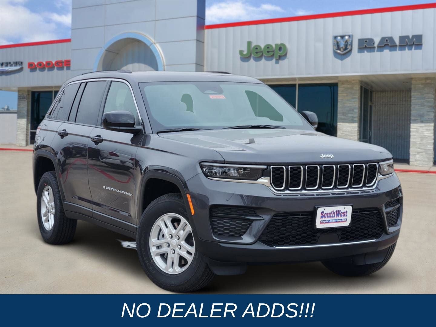 2025 Jeep Grand Cherokee GRAND CHEROKEE LAREDO 4X2