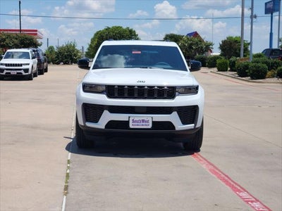 2026 Jeep Grand Cherokee GRAND CHEROKEE LAREDO ALTITUDE 4X2