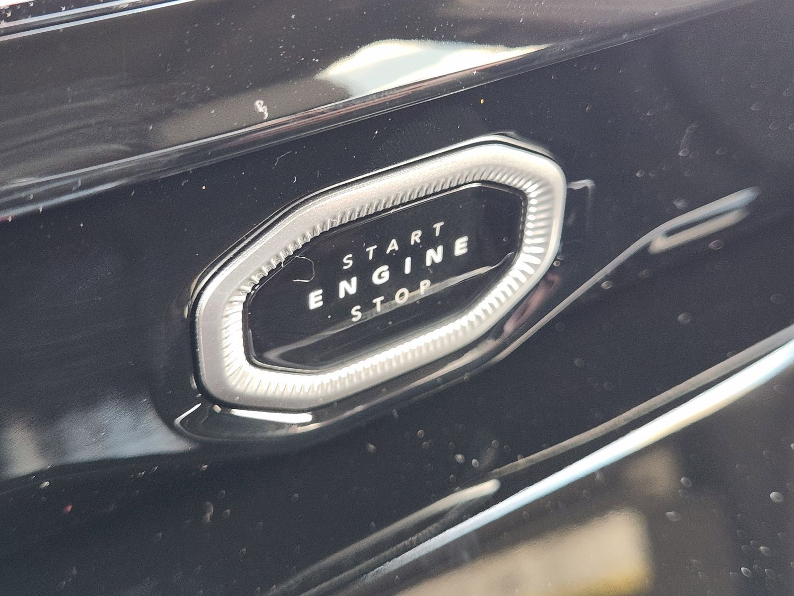 2026 Jeep Grand Cherokee GRAND CHEROKEE LAREDO ALTITUDE 4X2