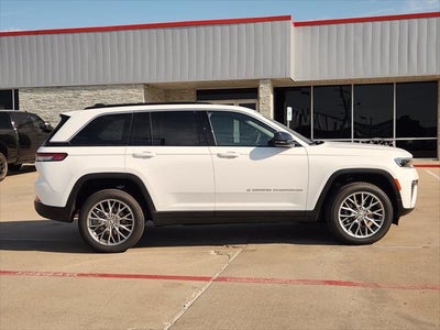 2027 Jeep Grand Cherokee GRAND CHEROKEE LIMITED 4X4