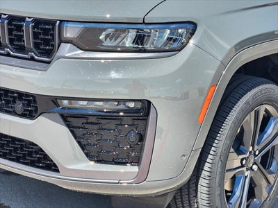 2027 Jeep Grand Cherokee Limited Reserve