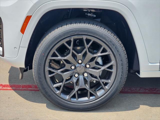 2026 Jeep Grand Cherokee GRAND CHEROKEE SUMMIT 4X4