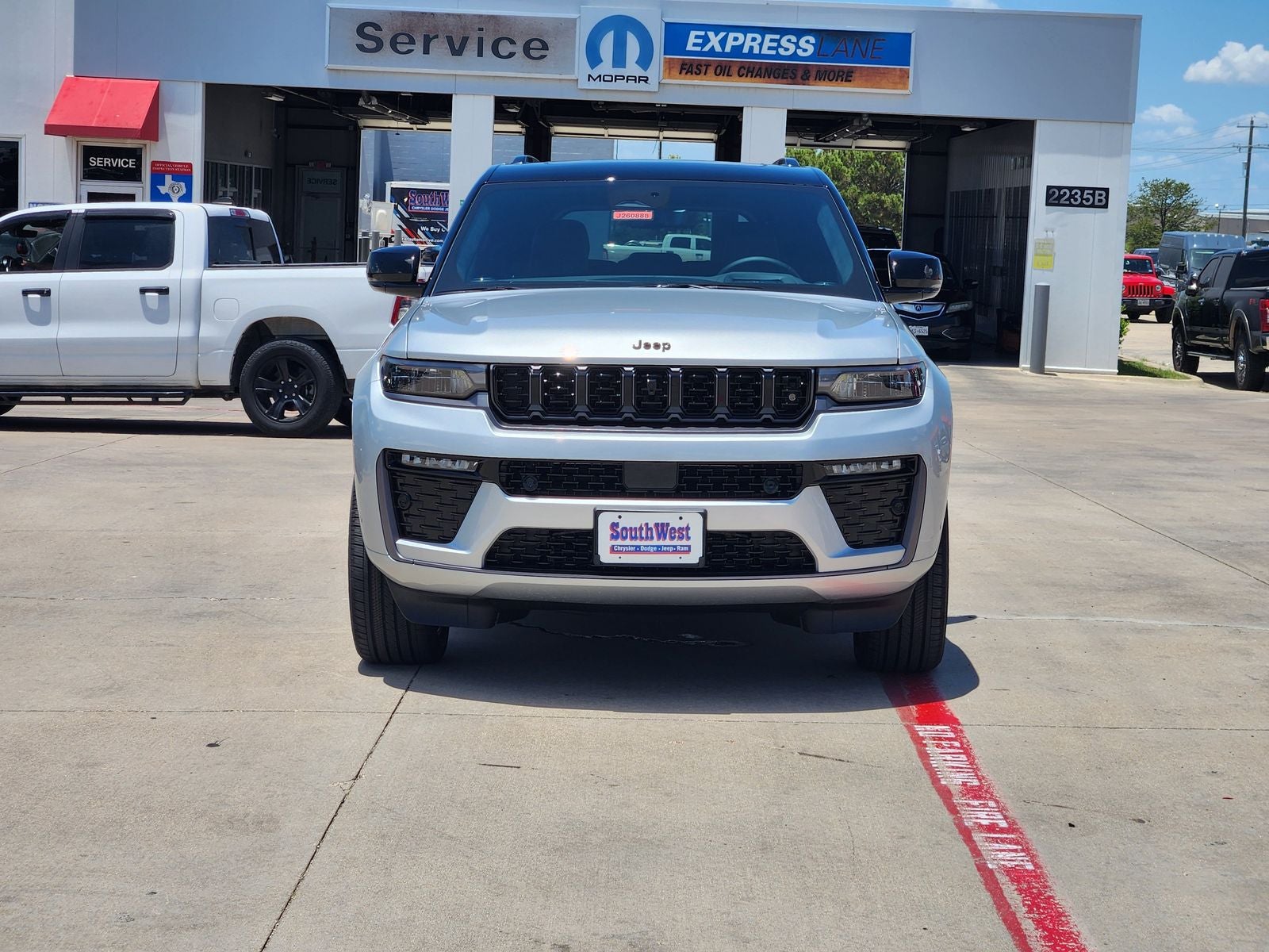2026 Jeep Grand Cherokee GRAND CHEROKEE SUMMIT 4X4