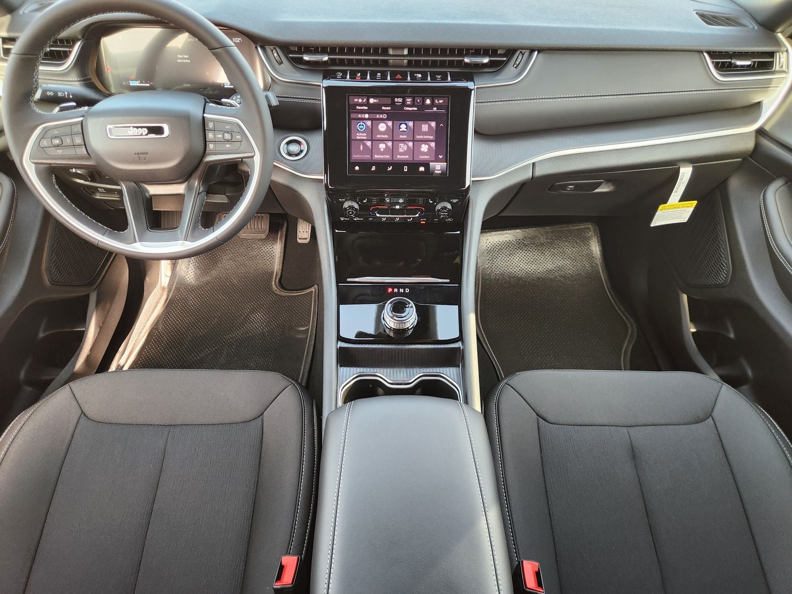 2026 Jeep Grand Cherokee GRAND CHEROKEE L LAREDO X 4X2