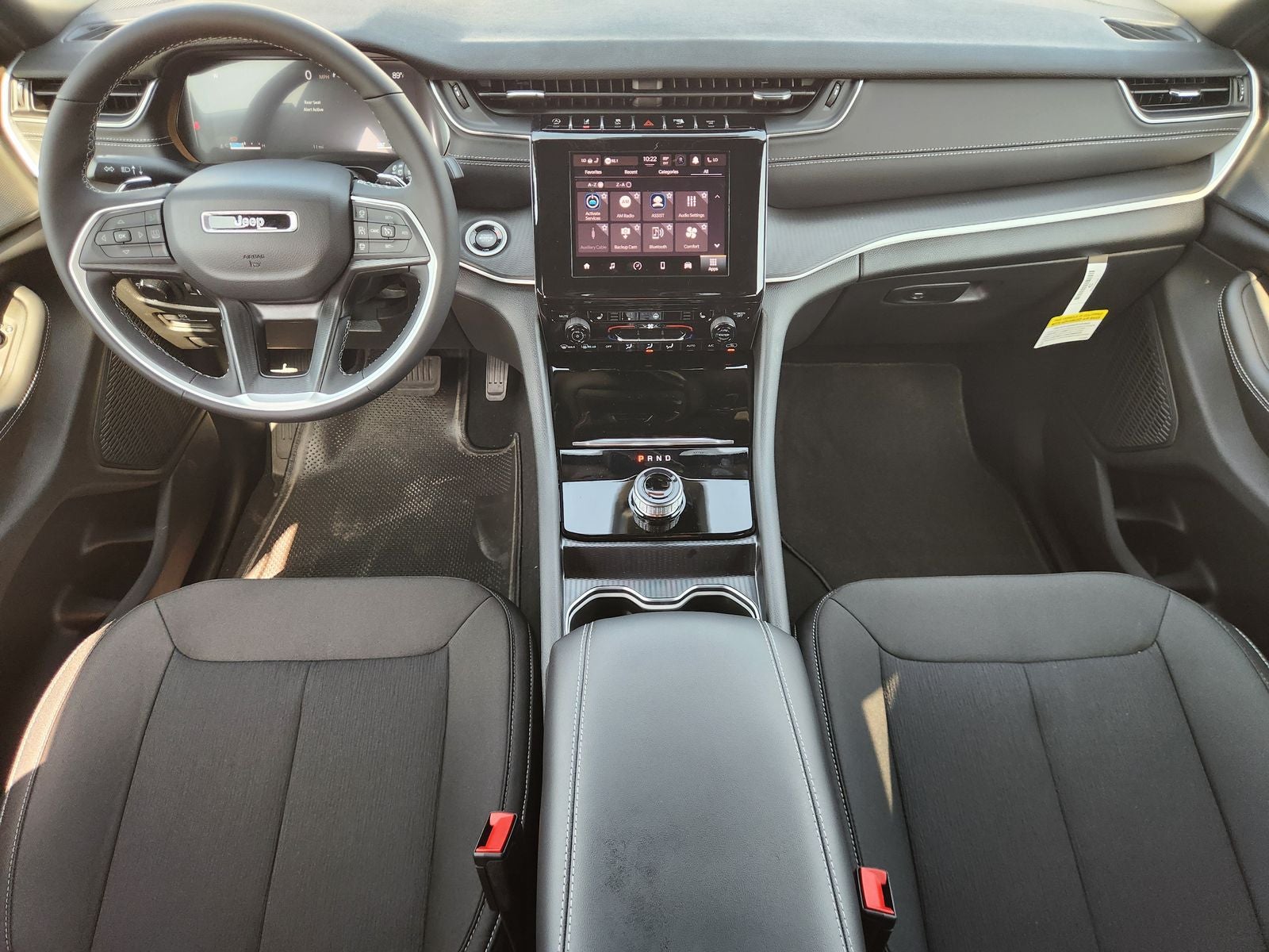 2026 Jeep Grand Cherokee GRAND CHEROKEE L LAREDO X 4X2